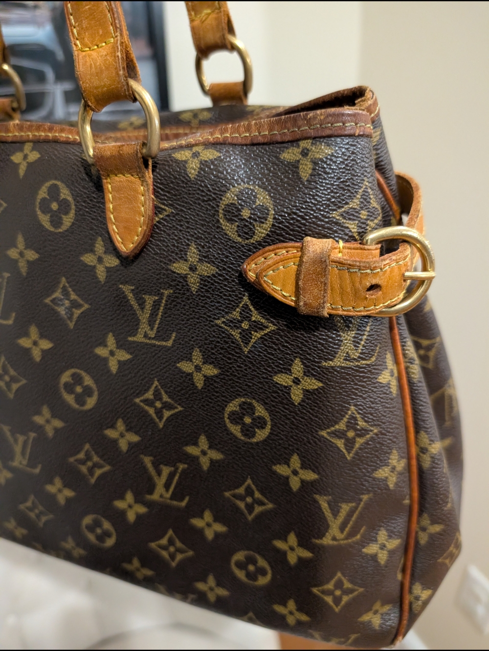 Louis Vuitton Monogram Canvas Batignolles Horizontal Bag - Picture 4 of 16
